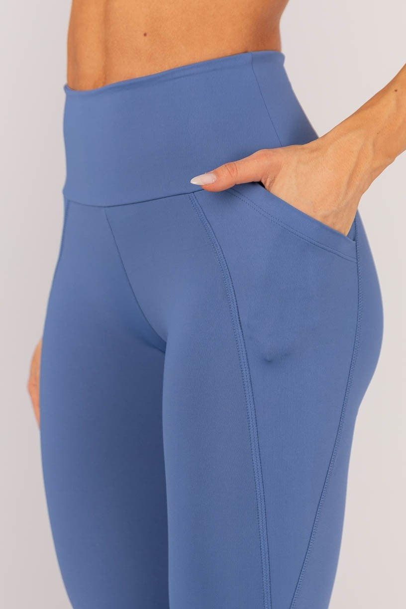 Calça Legging com Bolsos e Cobertura (Sereno) | Ref: K4601-A
