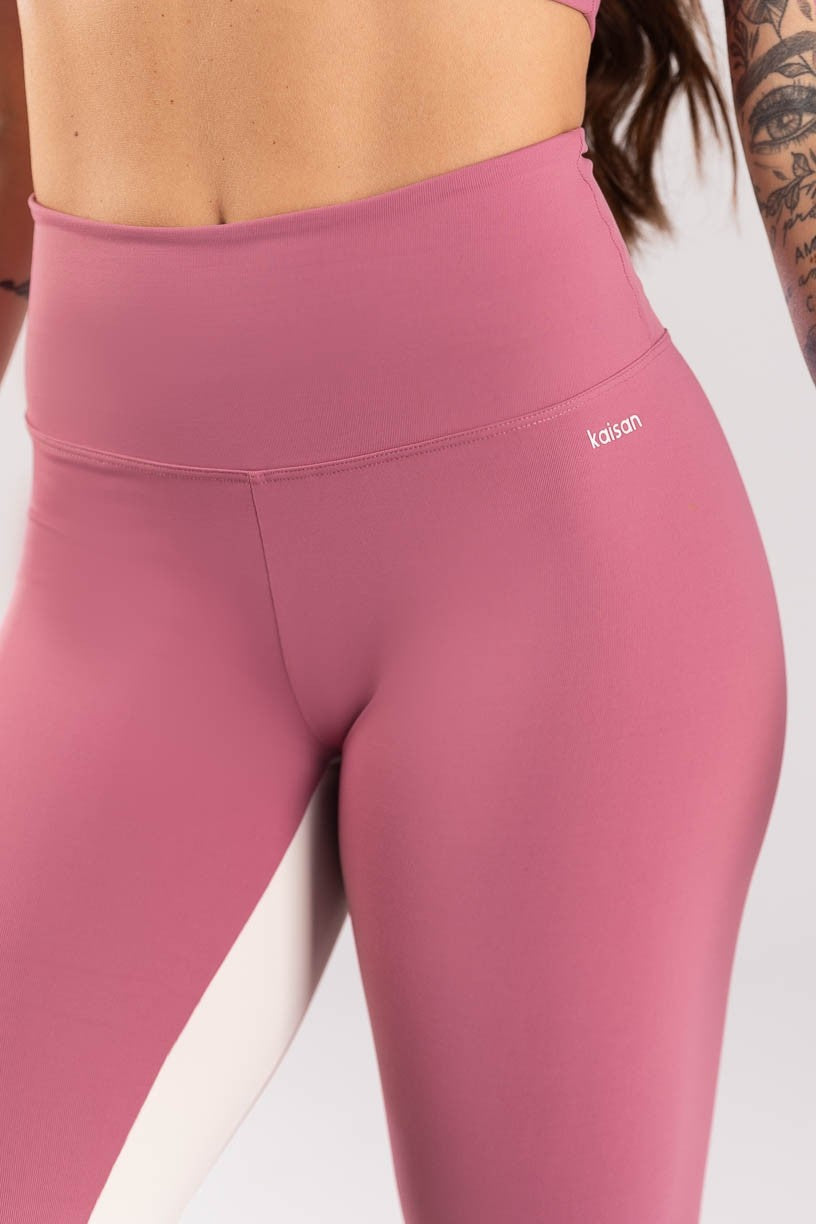 Calça Legging com Faixa no Entrepernas (Rosê / Off White) | Ref: K4089-A