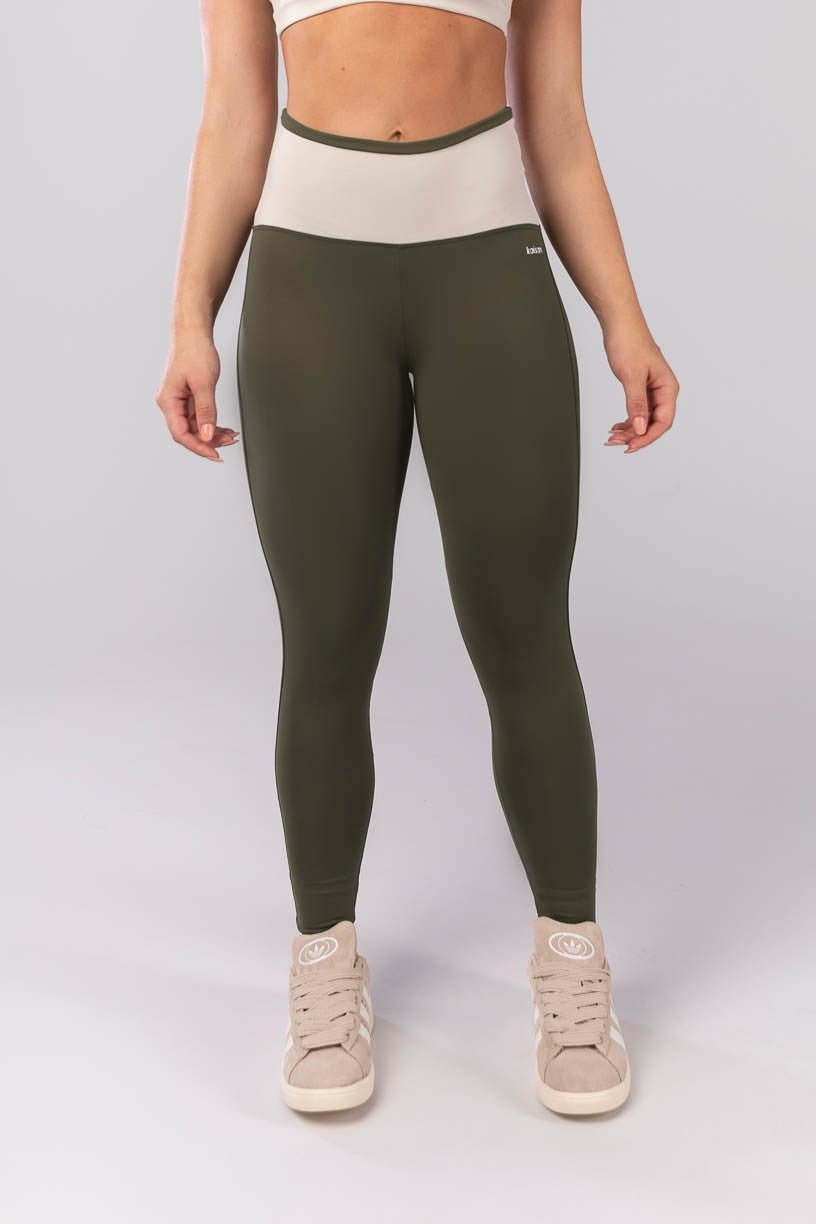 Calça Legging com Vira e Cós em V (Verde Militar / Bege) | Ref: K4124-A