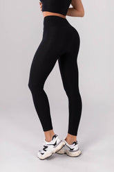 Calça Legging Básica Canelada (Preto) | Ref: K4190-A