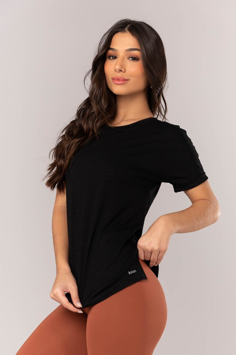 Blusa com Dobra na Manga (Preto) | Ref: K4346-A