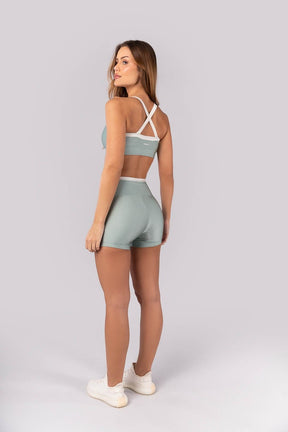 Top Bicolor com Alças Largas Cruzadas (Verde Menta / Off-White) | Ref: K4398-B