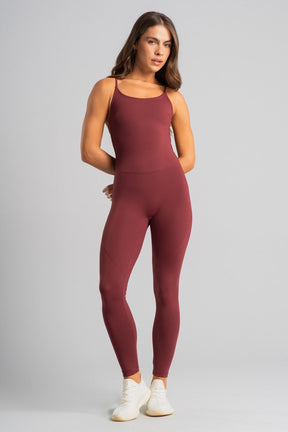 Macacão sem Gancho e Detalhe nas Costas (Rum) | Ref: K4845-B