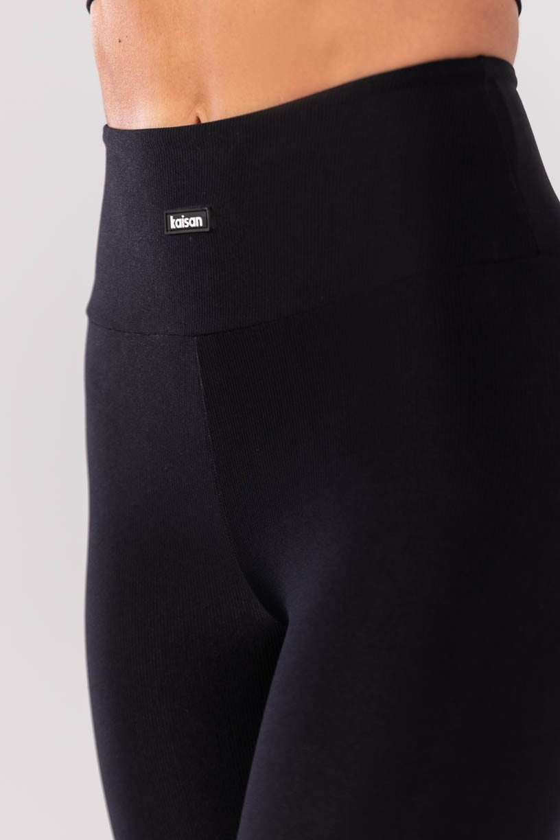 Calça Legging Básica Canelada (Preto) | Ref: K4190-A