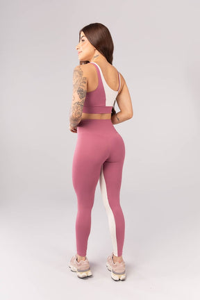 Calça Legging com Faixa no Entrepernas (Rosê / Off White) | Ref: K4089-A